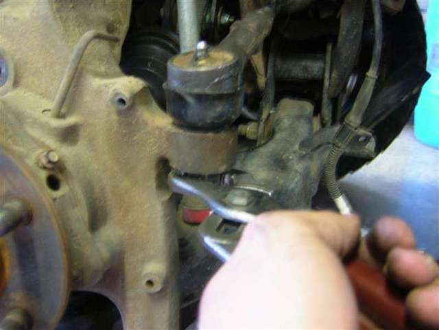 lowerballjoint_007_Medium_.jpg