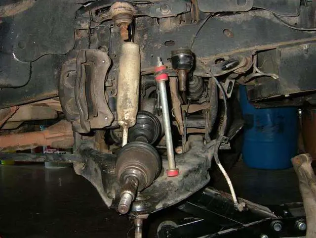 lowerballjoint_012_Medium_.jpg