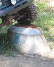 manhole2.jpg