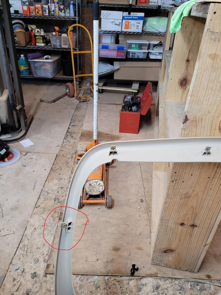 modified liftgate trim pic.jpg
