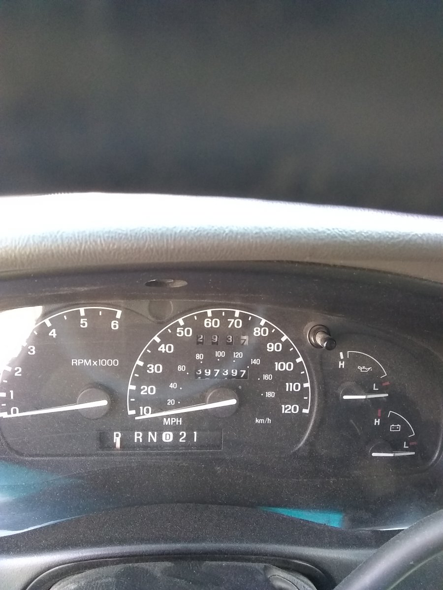 Mountaineer. Pic 4 of 4. Odometer..jpg