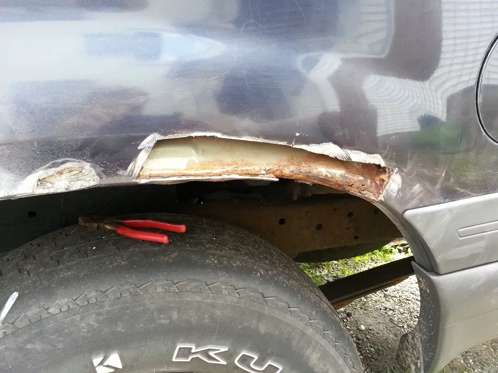 Mounty_drivers-rear-quarter5_8-9-15.jpg