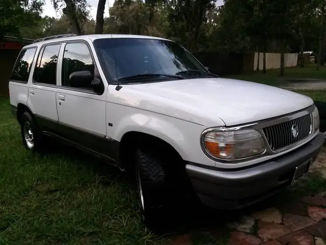 MTo3RM4l.jpg