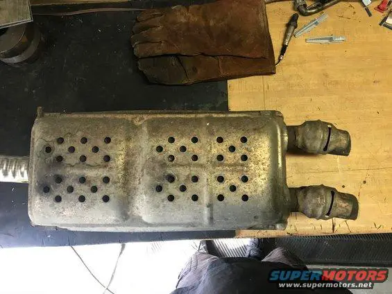 muffler.jpg