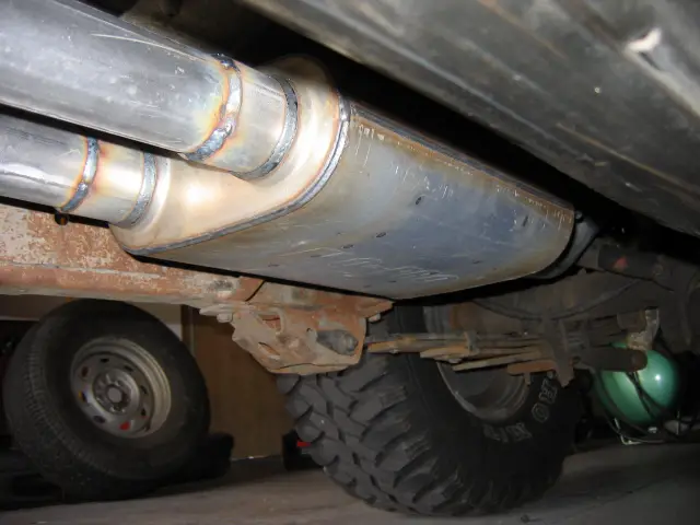 muffler.jpg