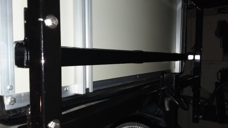New 3rd tent cross bar installed.jpg
