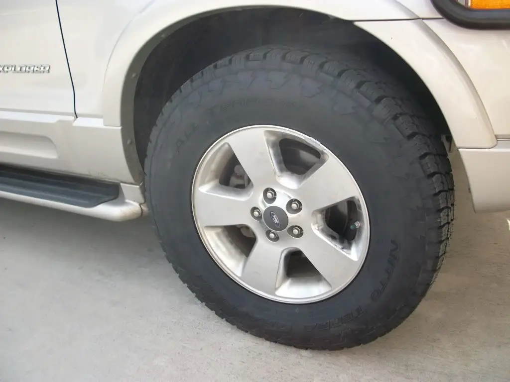 NewTires1.jpg