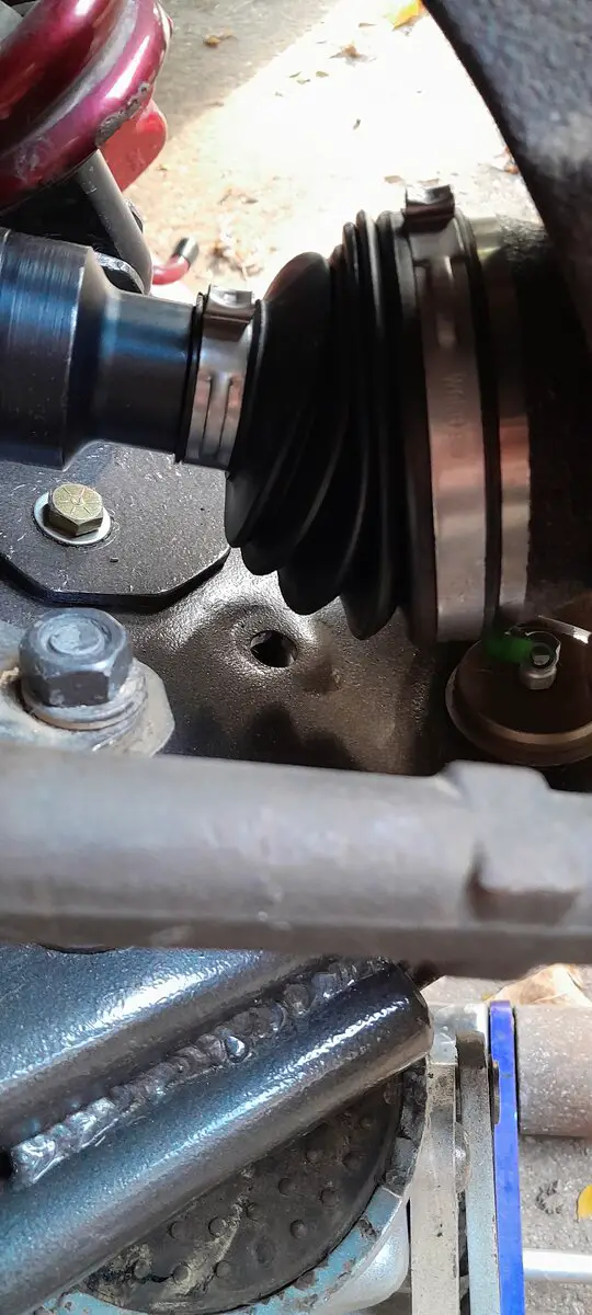 Outer cv boot rub.jpg