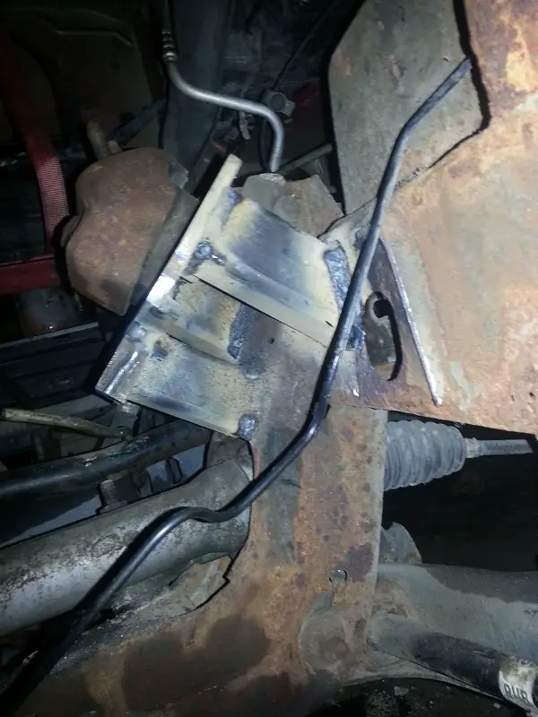 passenger side mount.jpg