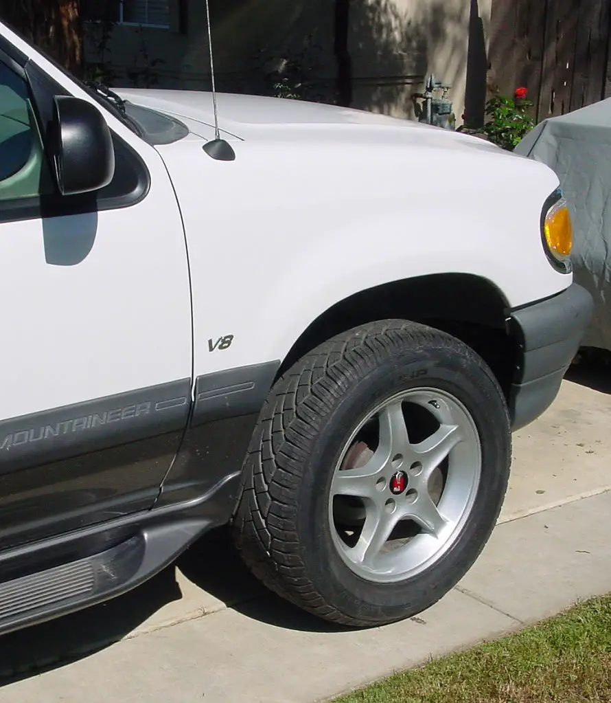 Passenger_Side_Cobra_Wheel.jpg