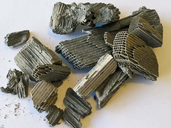 Pawlik-Auto-Catalytic-Converter-Broken-Substrate.jpg