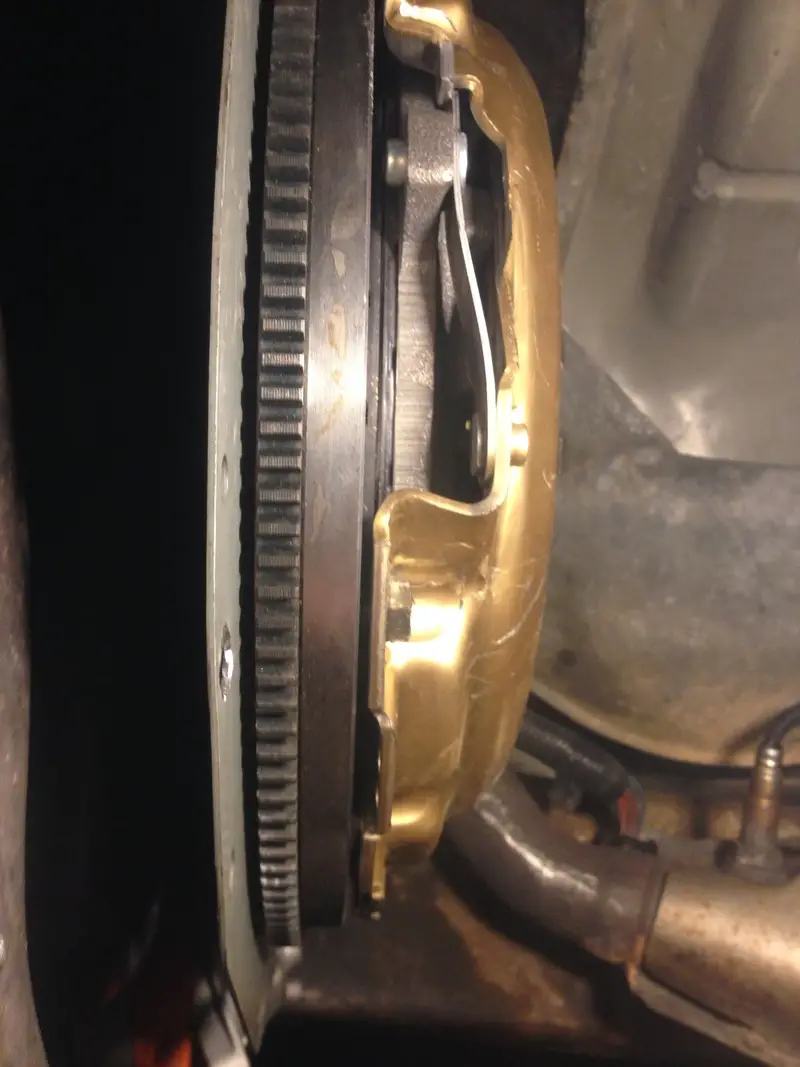 Pressure%20plate%20gap%20to%20flywheel.jpg