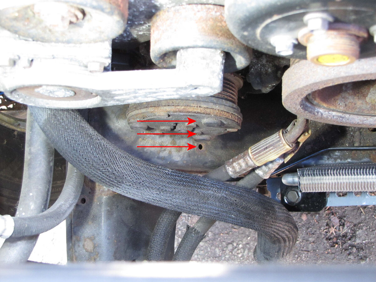 PS_hose_bracket_mount_hole_mod1.jpg
