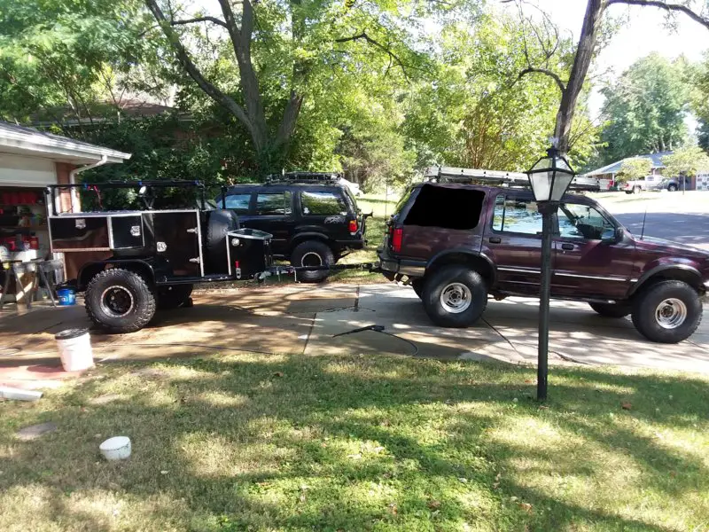 pugly hitched to trailer.jpg