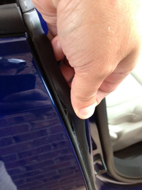 NEW OEM 2011-2019 Ford Explorer Rear Door Front Weatherstrip Seal LH & RH