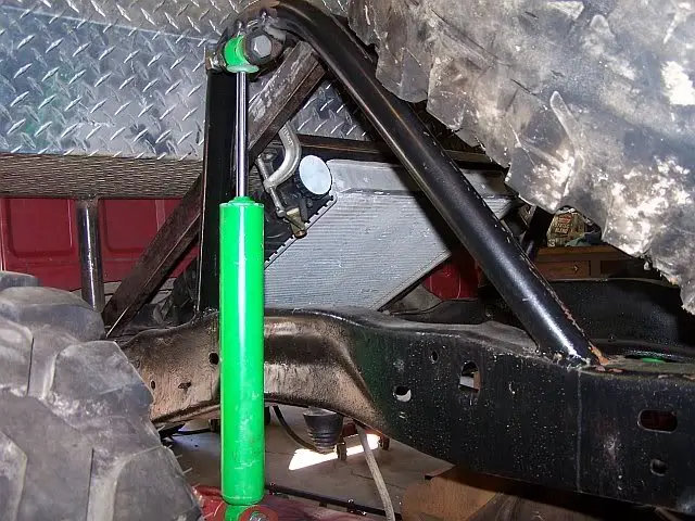 radiatormount.jpg