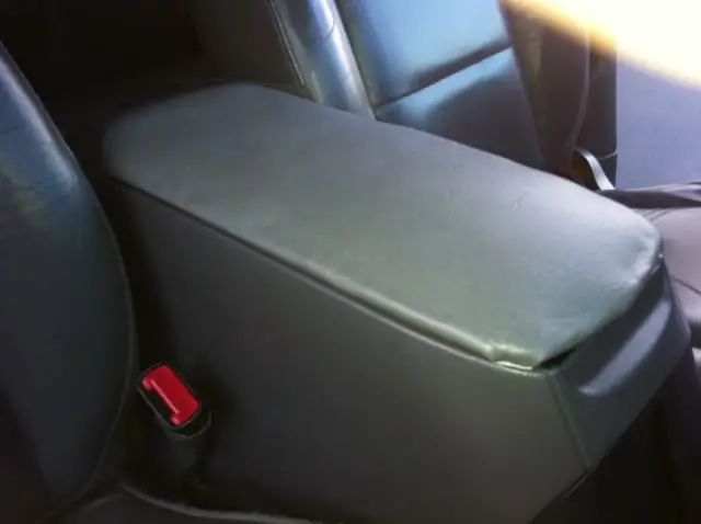 re-upholsteredarmrest.jpg