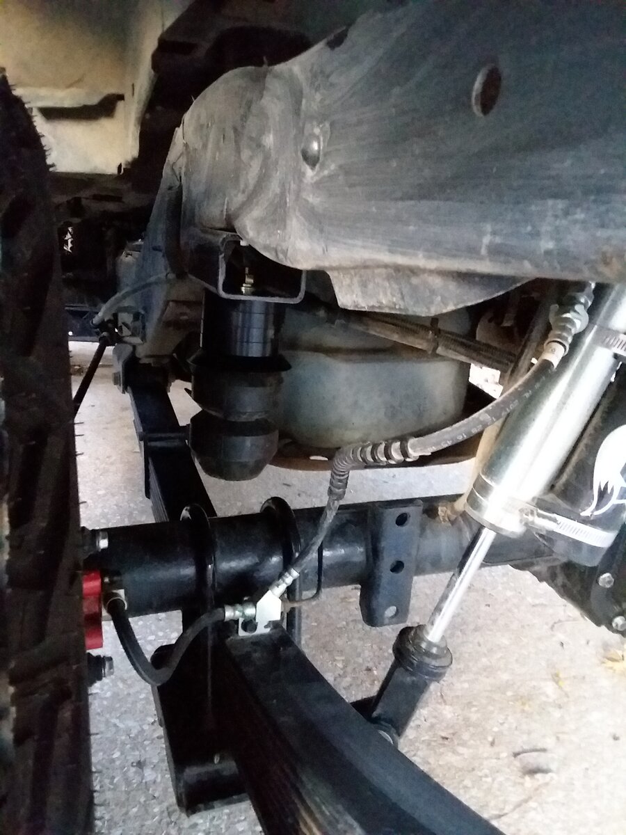 Rear timbren bump with spacers installed.jpg