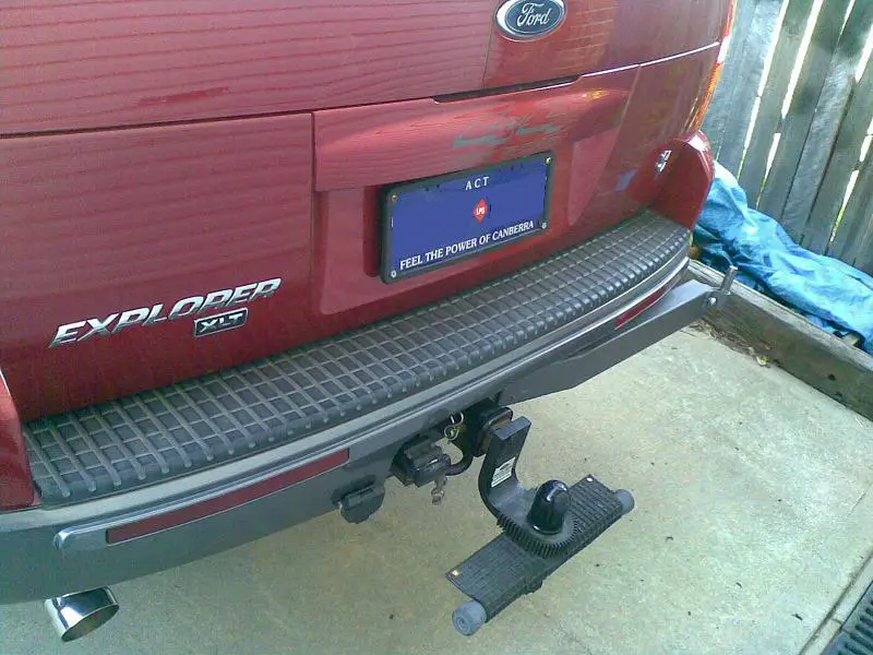 RearBar_Swing_Arm_1.jpg