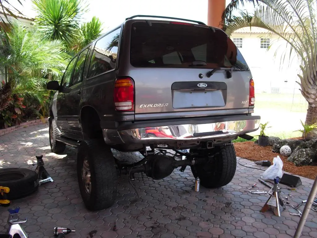 rearlift015.jpg