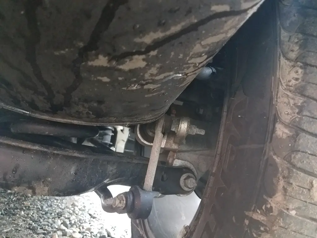 right_rear_wheel_close_up_zps7vpmrdww.jpg