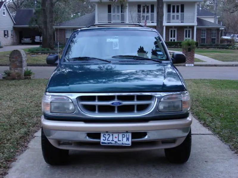 RyanzCar001.jpg