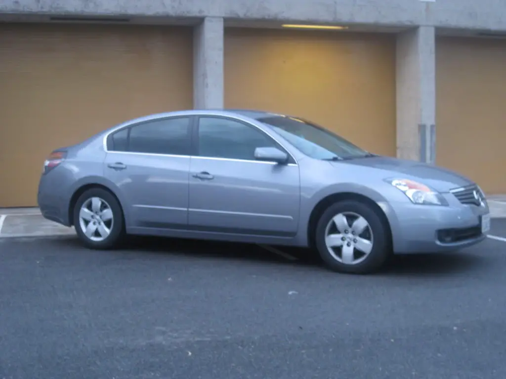 Sams07Altima25S010.jpg
