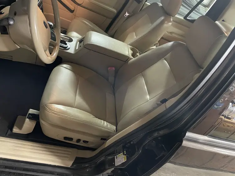 Seat Installed.jpg