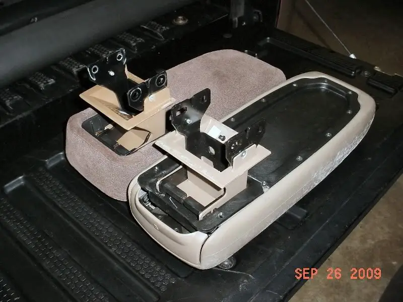 Shortseriesconsolearmrestbottoms.jpg