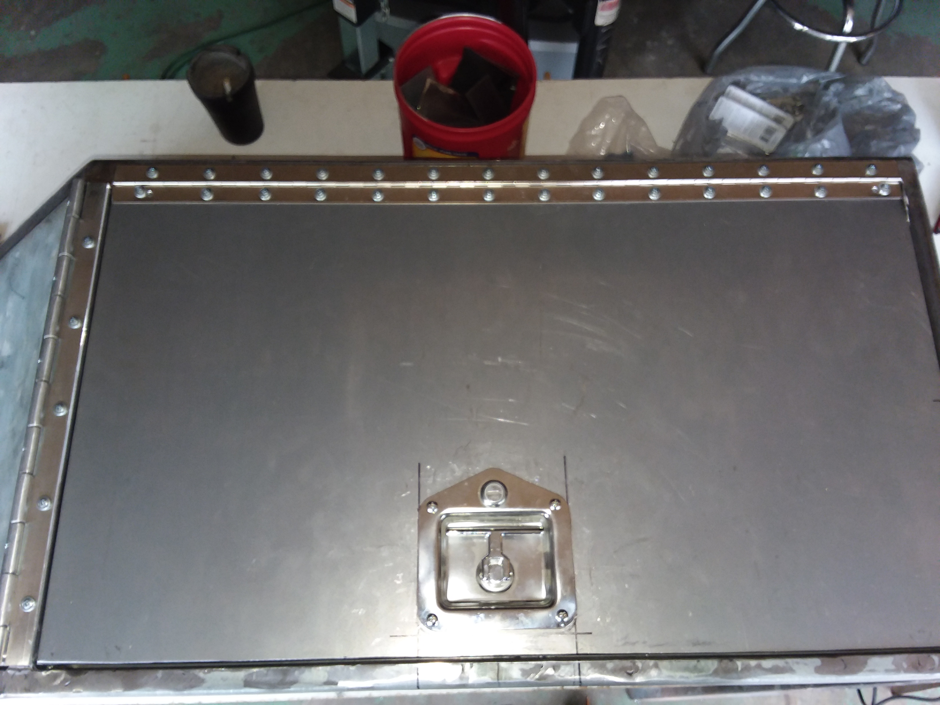 side box 1st latch on.jpg