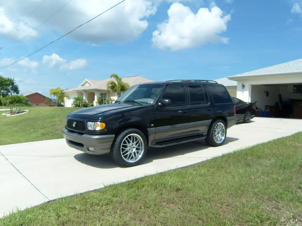SL742241.jpg