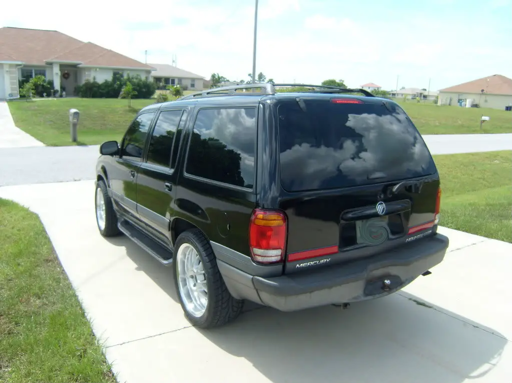 SL742256.jpg
