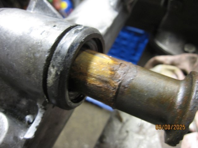sleeve_rust.JPG