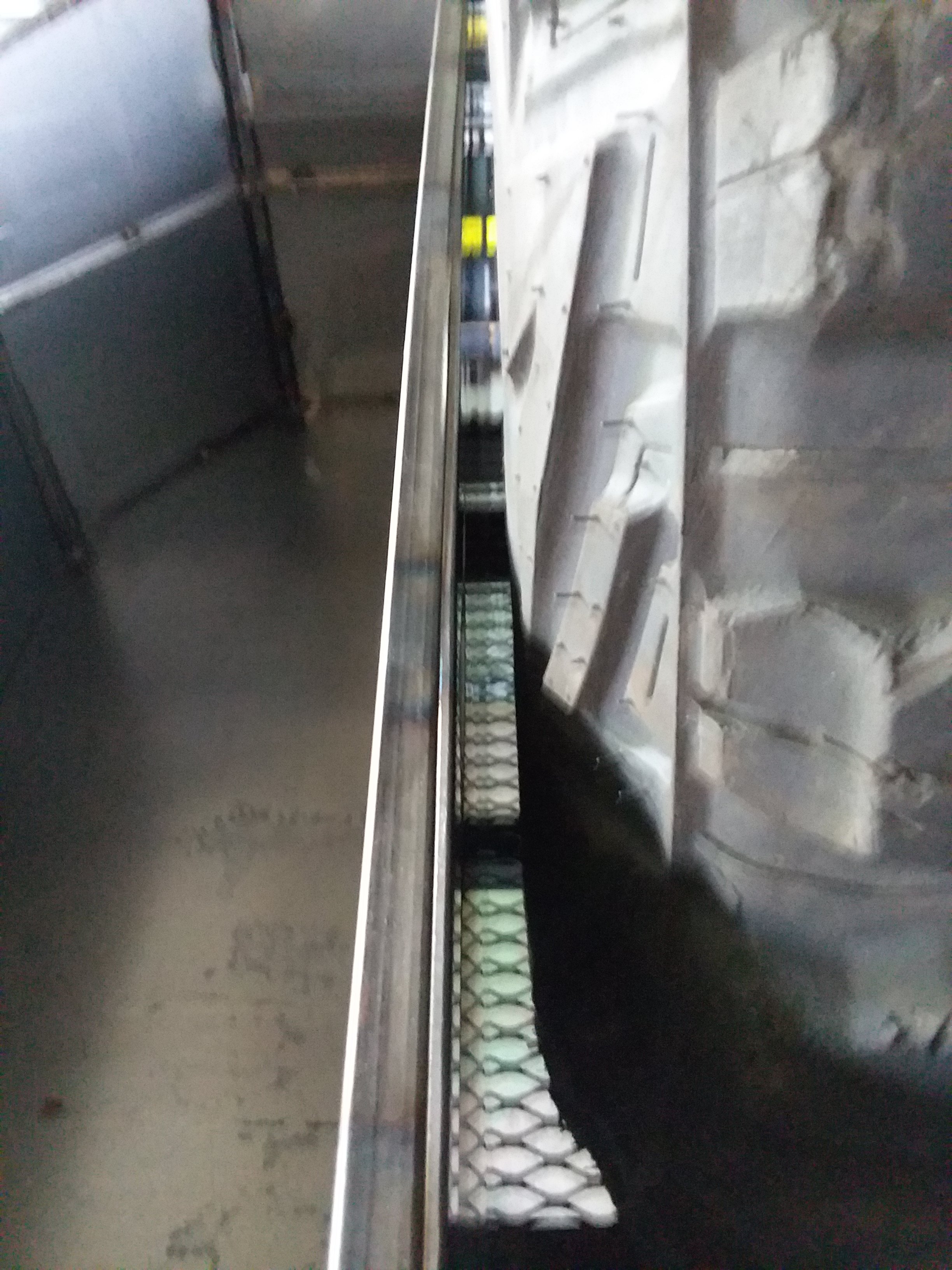space between box and spare.jpg