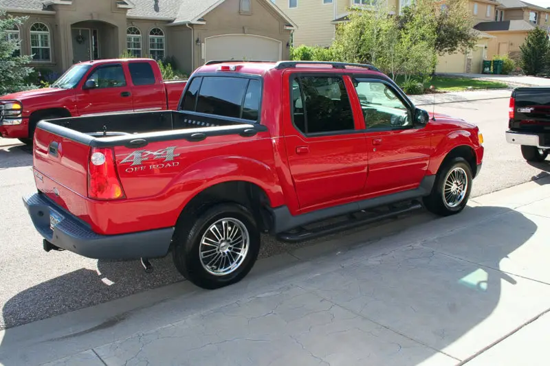 sport_trac_detail_01.jpg
