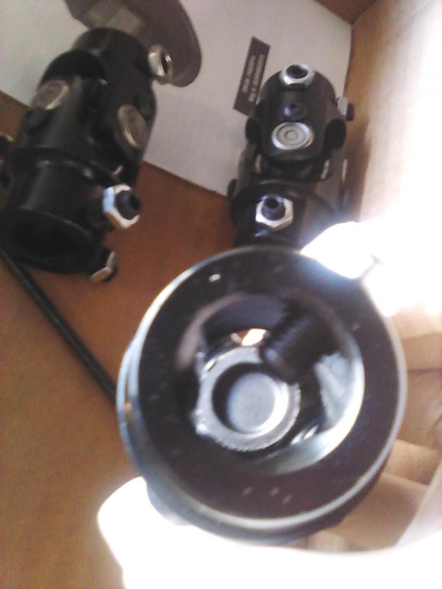 steering 3 u-joints.jpg