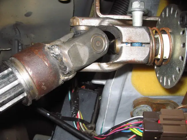 steering_shaft_joint.jpg
