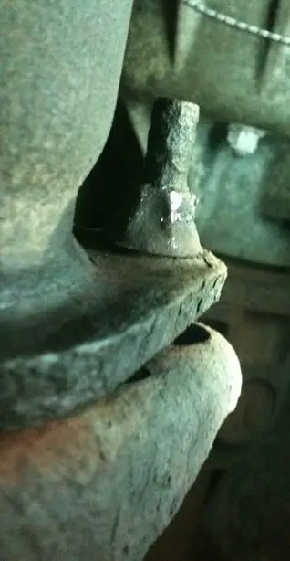 stucknut1.jpg