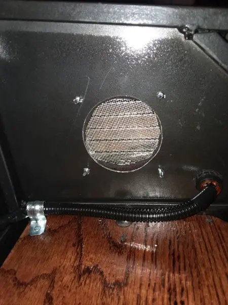 t box vent screens on.jpg