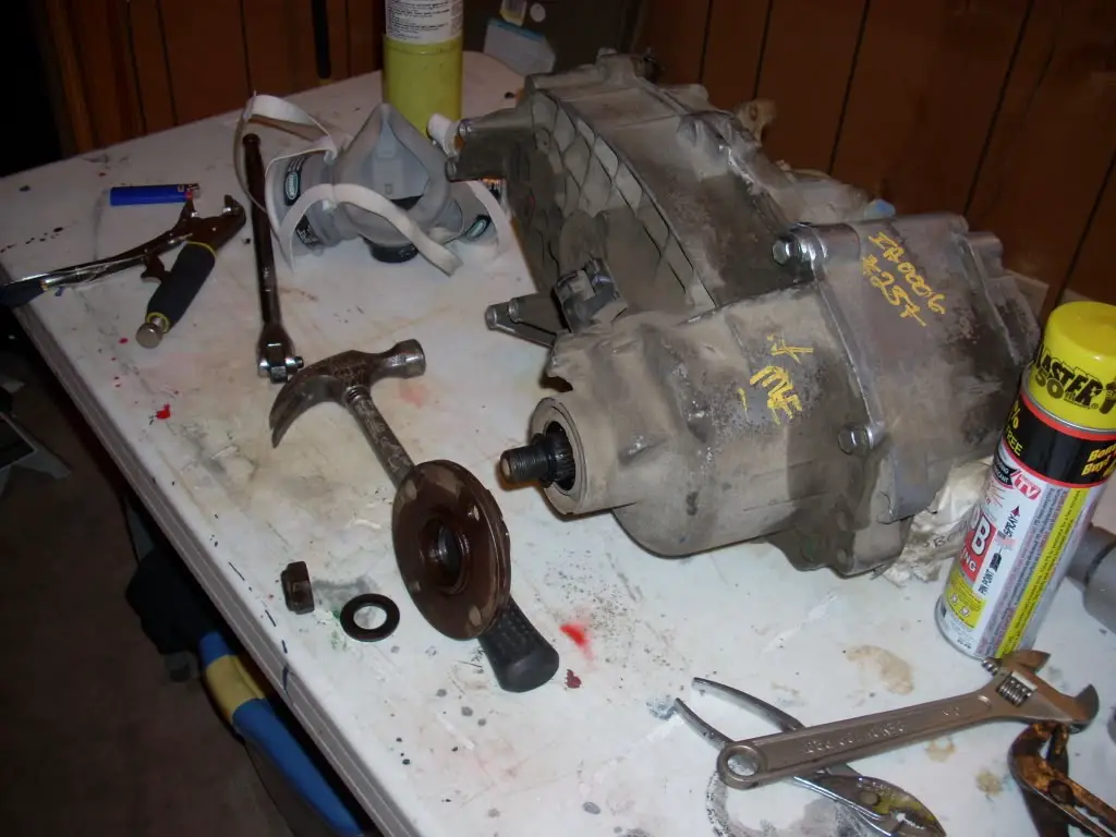 t-casea003.jpg
