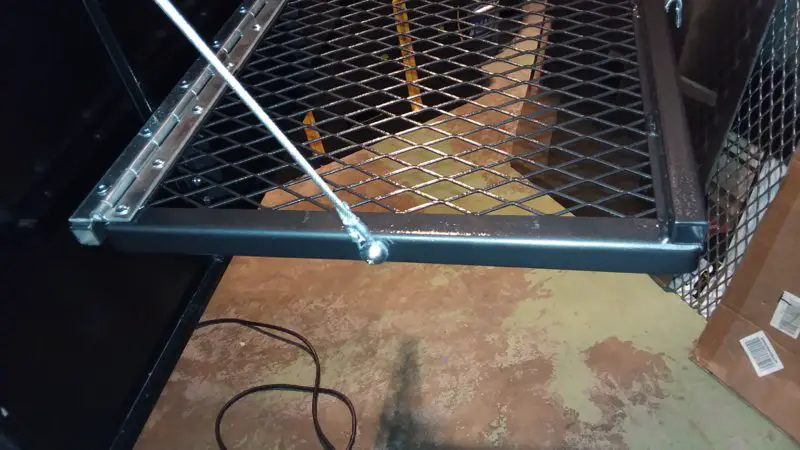 table cable side post.jpg