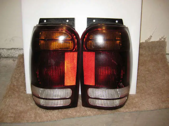 tail_lights.jpg