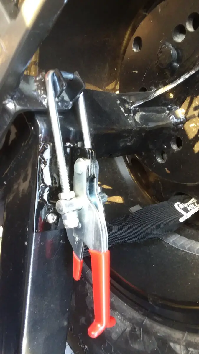 TF3 latch install.jpg