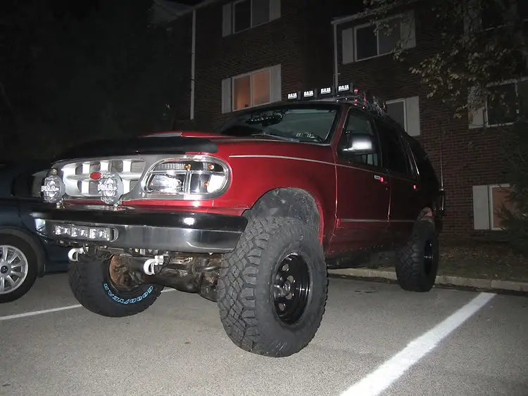 Tire1.jpg