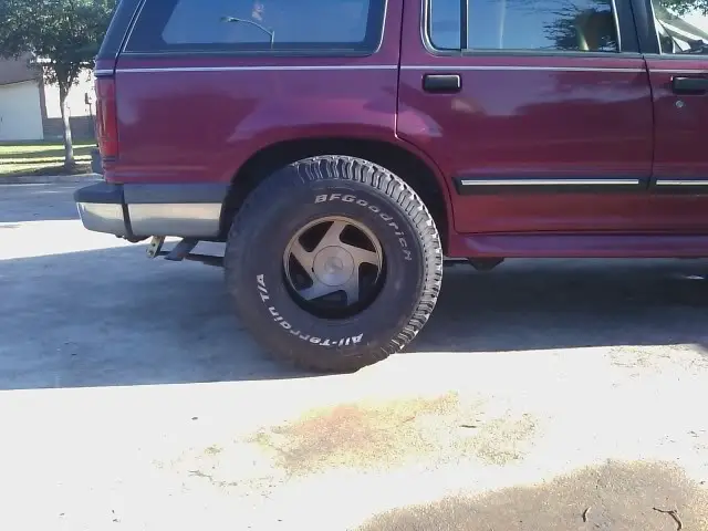 Tires001.jpg