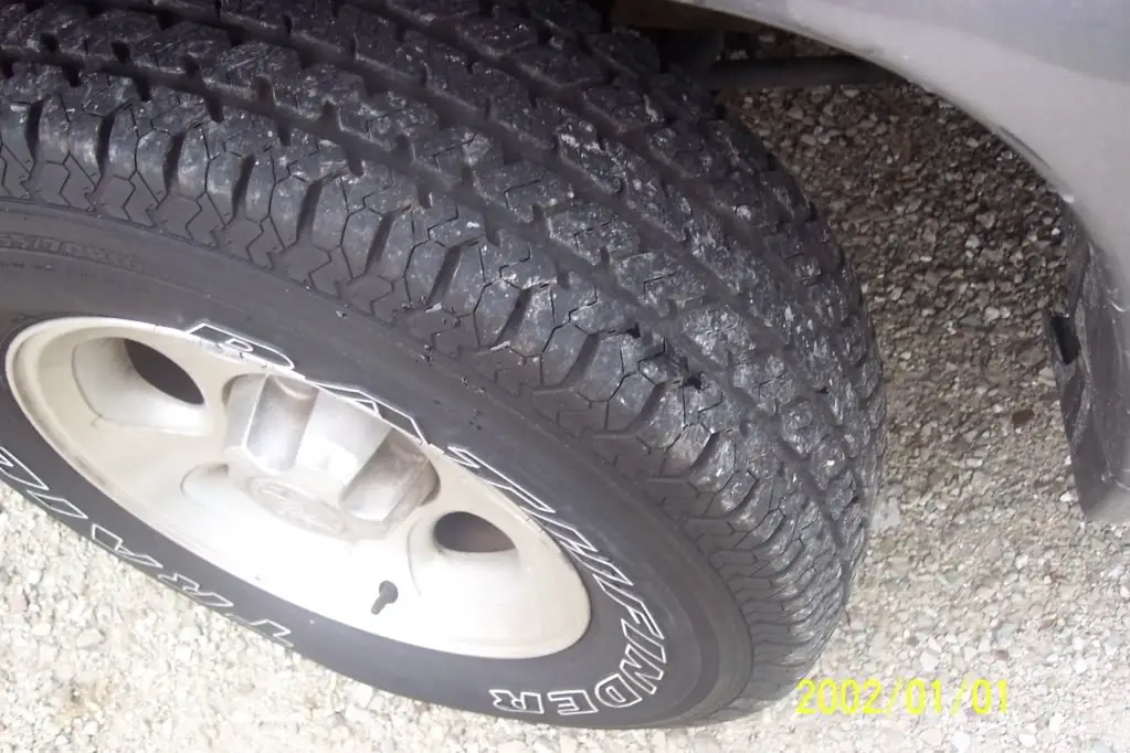 tires1.jpg