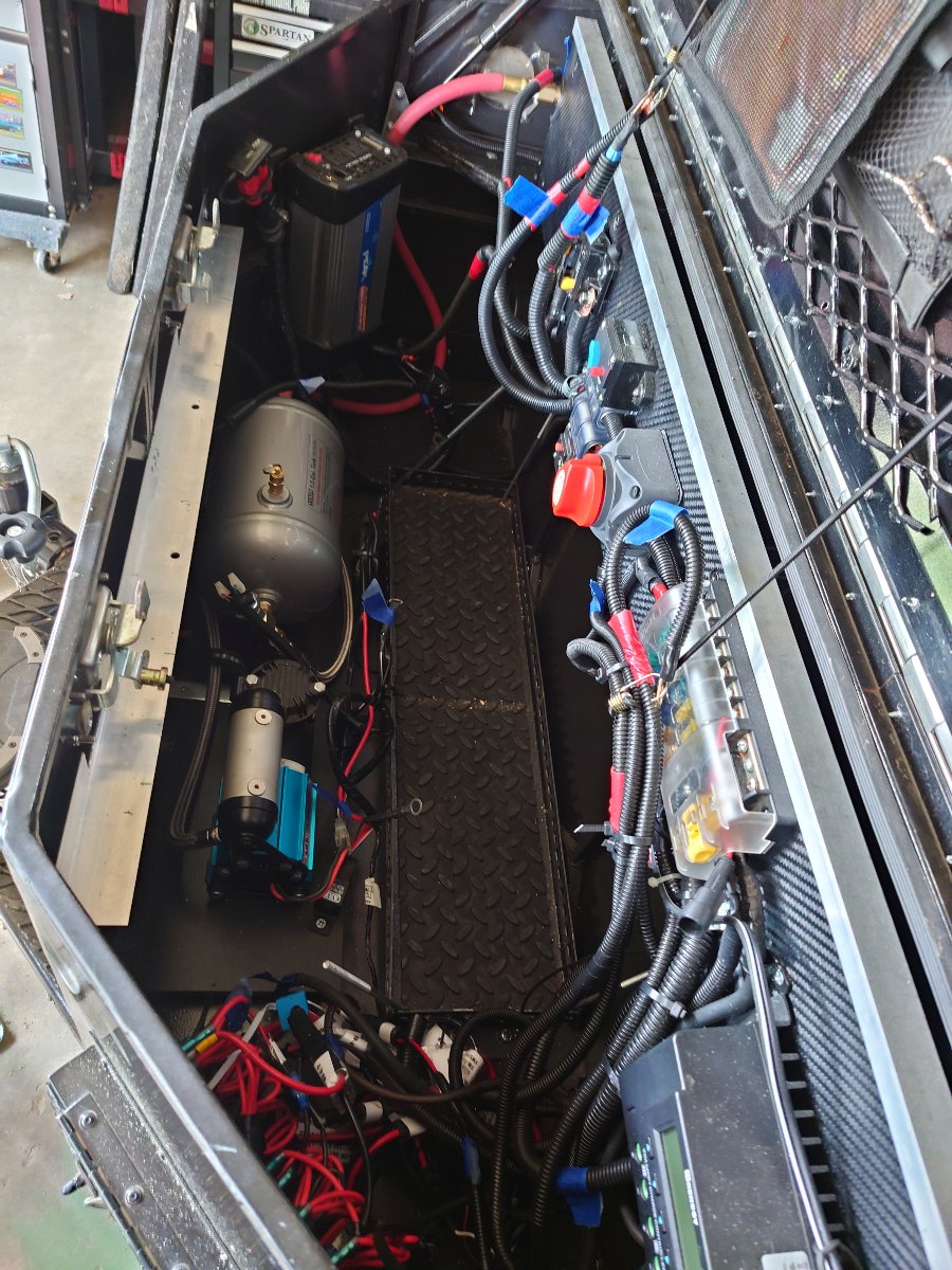 Tongue box with batteries out.JPG