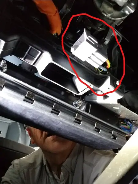 Tow Connector_1.jpg