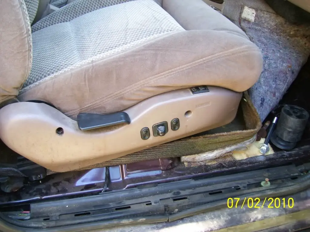 useseattoholdcarpetback.jpg