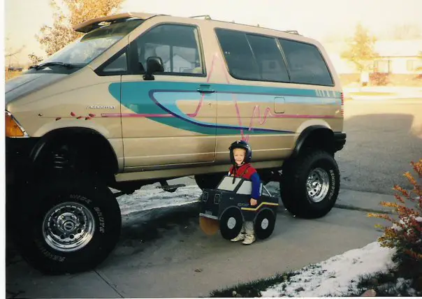 van 2.jpg